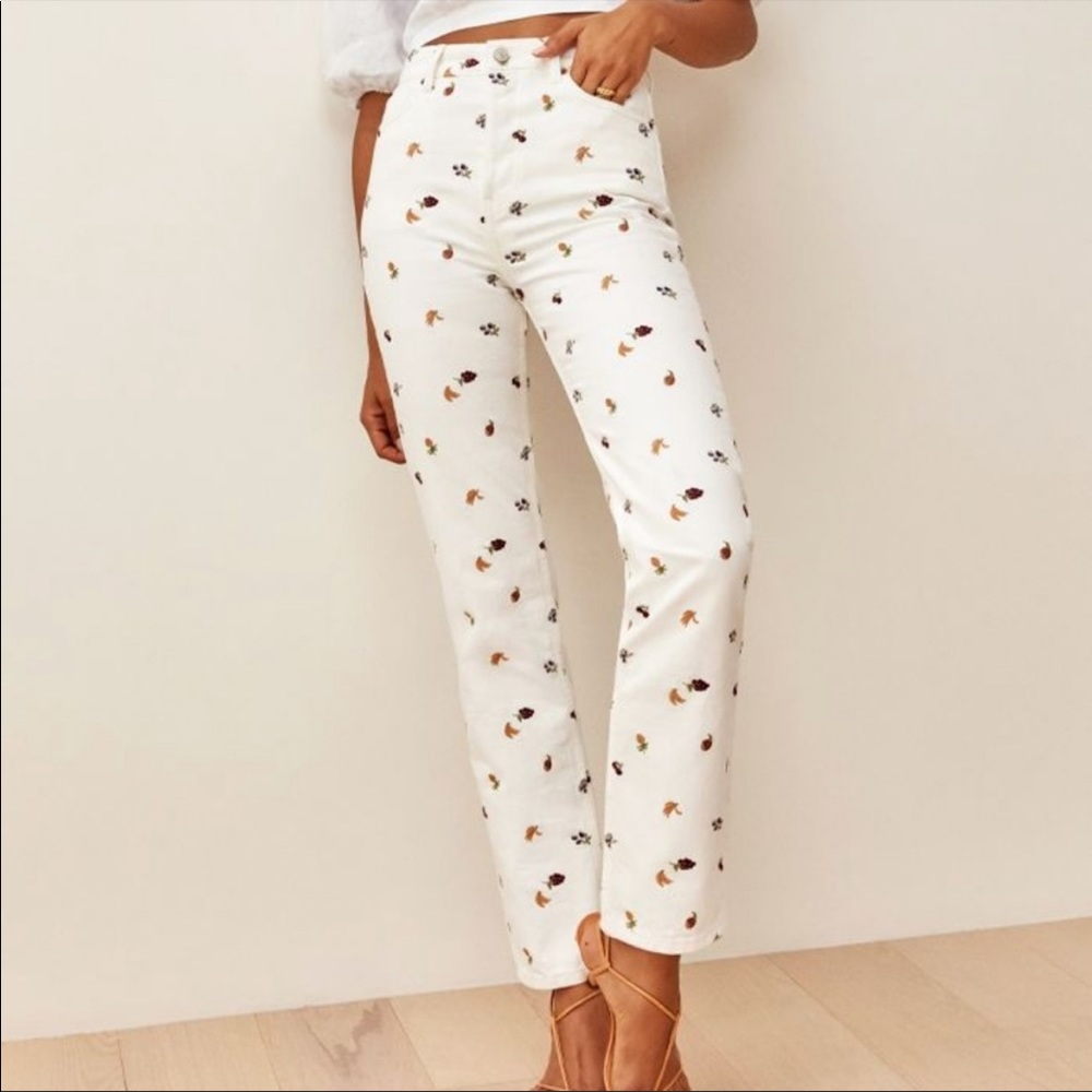 Reformation white denim pants with fruits embroidered on. Size 25